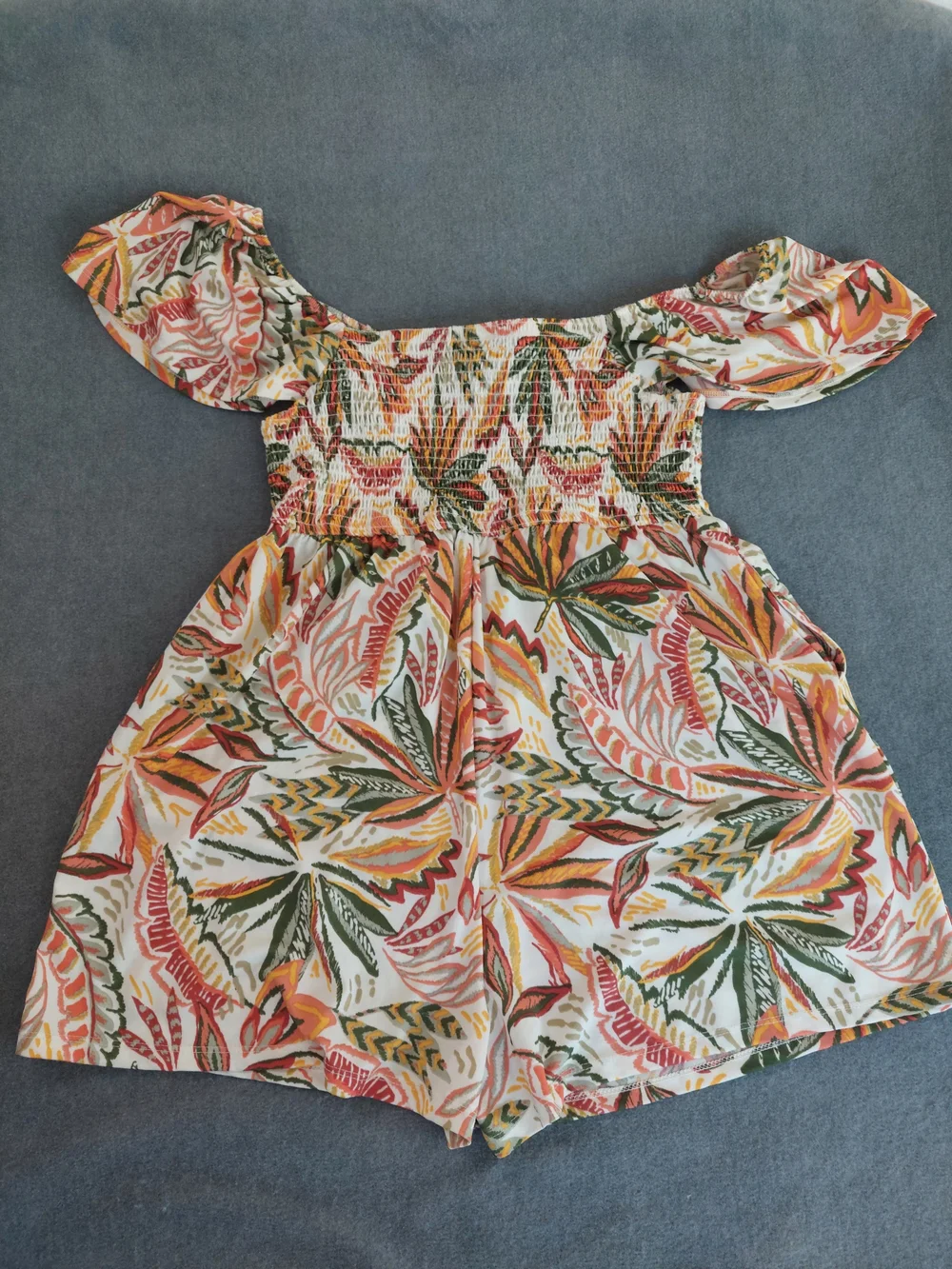 Derek Heart Tropical Smocked Off-Shoulder Romper Plus Size 1X Floral - Picture 9 of 9